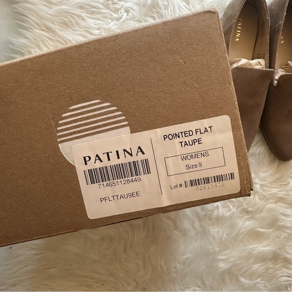 NEW Patina Pointed Flat in Taupe - Size 9 - Picture 6 of 7